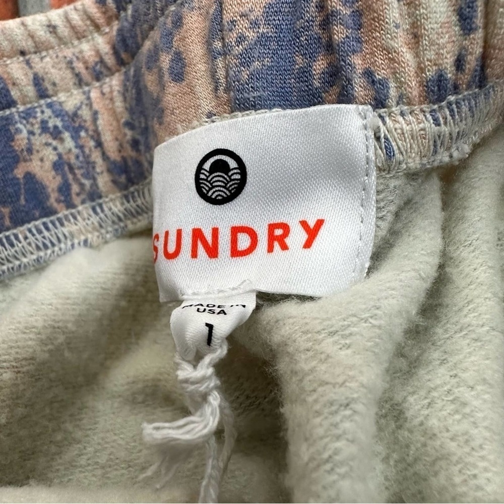 NWT Sundry Python Fleece Shorts - Picture 5 of 7